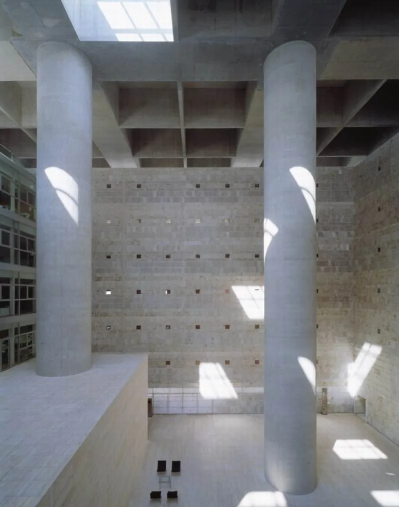 BIM Architecture | Classic Project: The Story of Light and Concrete | Granada Savings Bank Headquarters