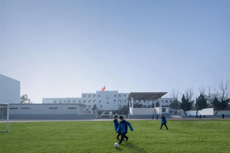 BIM Architecture | Rural Revitalization: Renovation of Township Middle Schools - Planning and Design of Xinrui Guhe Middle School in Quanjiao County/Shanghai Sixu Architecture