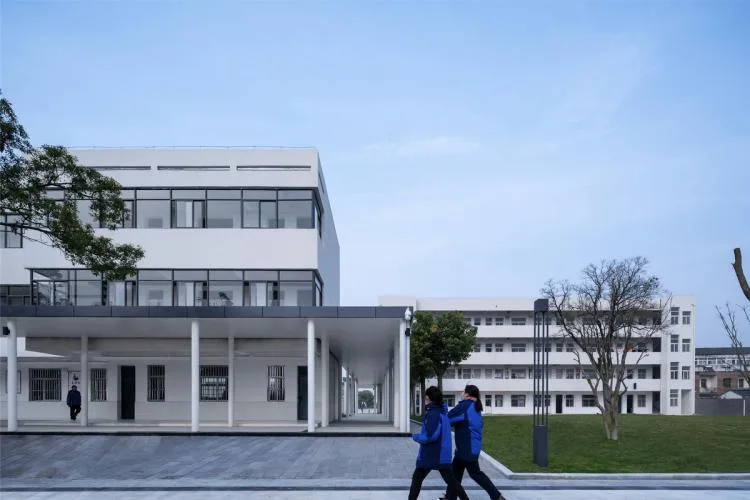 BIM Architecture | Rural Revitalization: Renovation of Township Middle Schools - Planning and Design of Xinrui Guhe Middle School in Quanjiao County/Shanghai Sixu Architecture