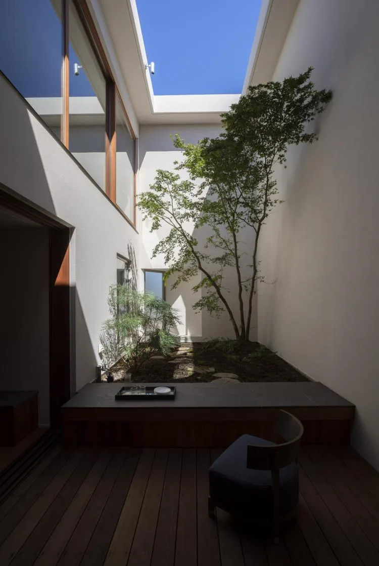 BIM Architecture | Tokyo Sky Cave Residence: A Tranquil Natural Residence/IKAWAYA Architects