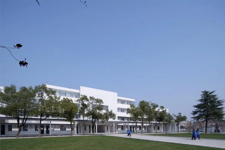 BIM Architecture | Rural Revitalization: Renovation of Township Middle Schools - Planning and Design of Xinrui Guhe Middle School in Quanjiao County/Shanghai Sixu Architecture