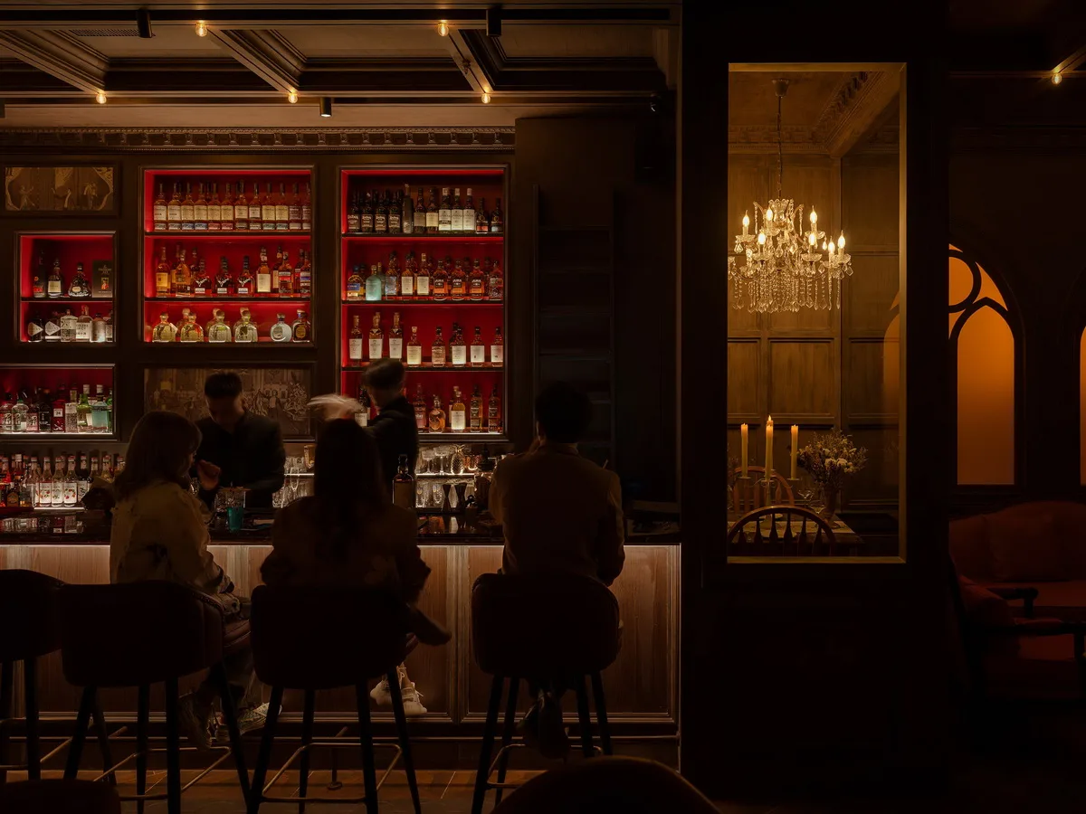 BIM Architecture | Like a Medieval 'House of Magicians': Twelve Capitals MAGIC BAR/High White Space Design Firm