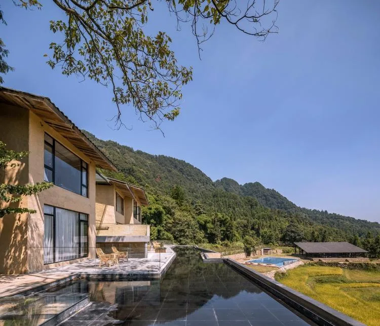 BIM Architecture | Livable and Tourable, Between Half Mountain and Rice Fields: Architectural Design of Bagu Su Ji in Dianjiang, Chongqing/Sanwen Architecture