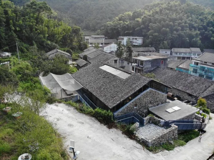 BIM Architecture | Xiao'ao Zhongtong Cultural Station: Living leisurely in a quaint village/Designing for all living beings