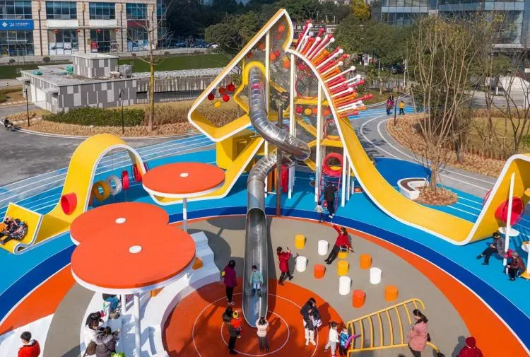 BIM Architecture | Golden Horse Wizard of Oz, a New Type of Public Space "City Toy"/Baizhu Design