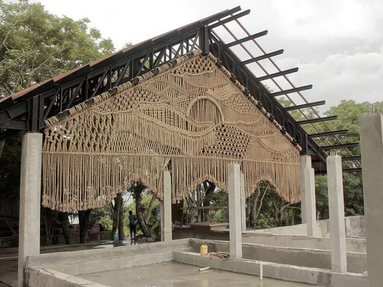 BIM Architecture | Tassel 'Cloak' by the Beach in Bali, the Temperature of Traditional Handicrafts/Agnes Hansella