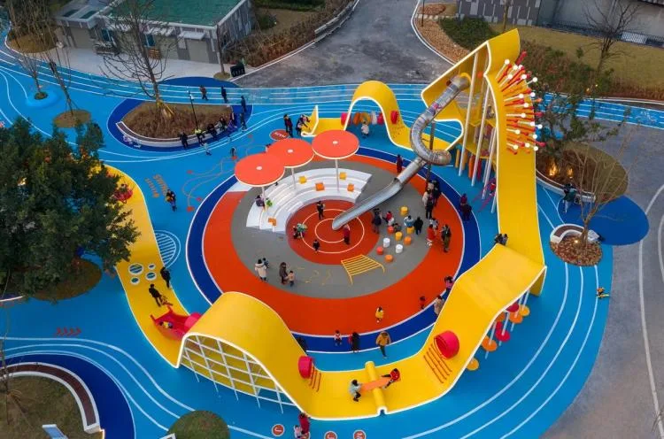 BIM Architecture | Golden Horse Wizard of Oz, a New Type of Public Space "City Toy"/Baizhu Design