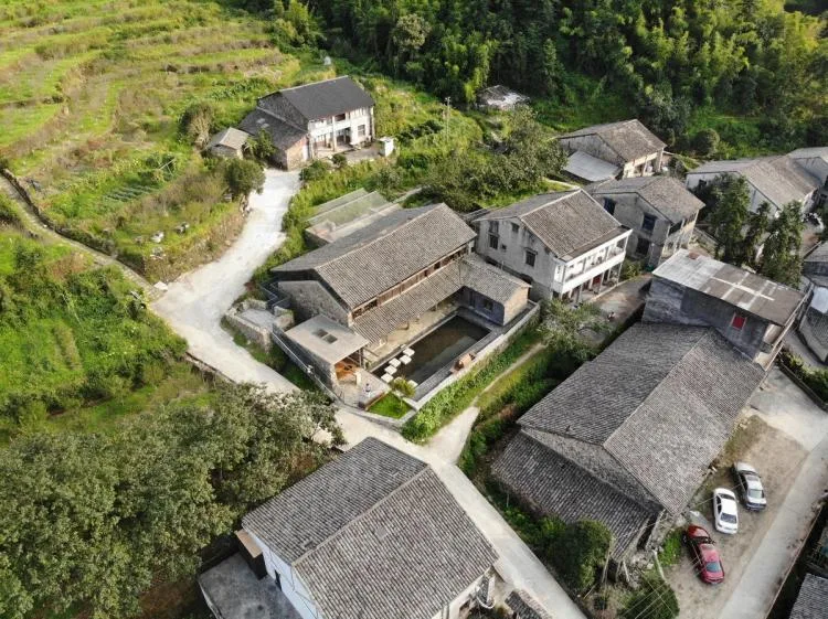 BIM Architecture | Xiao'ao Zhongtong Cultural Station: Living leisurely in a quaint village/Designing for all living beings
