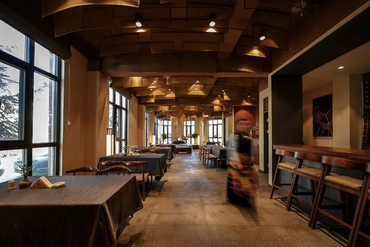 BIM Architecture | Kalakar Tibetan Food Culture Center, Shangri La/Pingjie Design