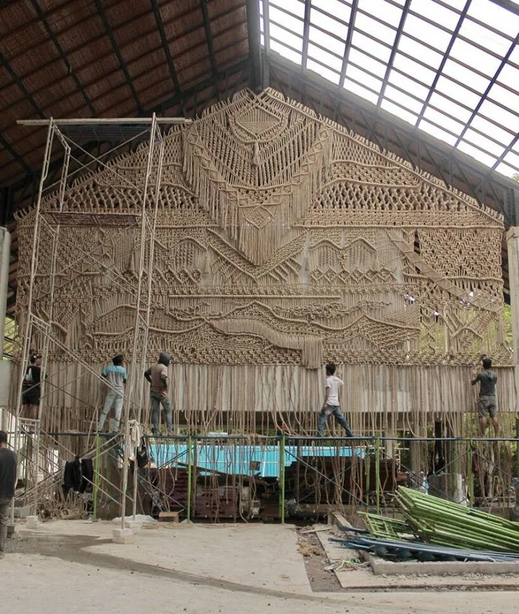 BIM Architecture | Tassel 'Cloak' by the Beach in Bali, the Temperature of Traditional Handicrafts/Agnes Hansella