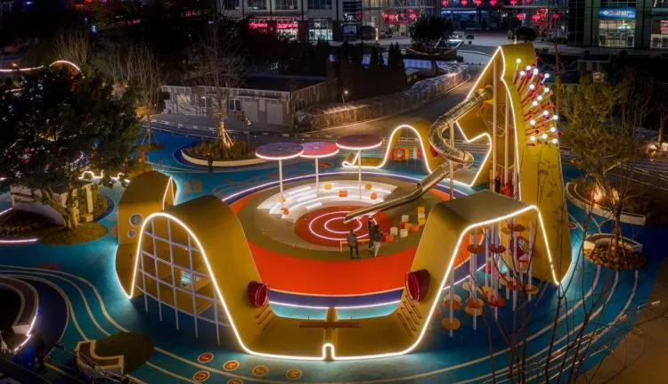 BIM Architecture | Golden Horse Wizard of Oz, a New Type of Public Space "City Toy"/Baizhu Design