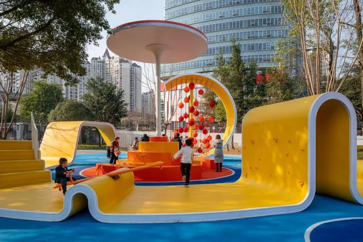BIM Architecture | Golden Horse Wizard of Oz, a New Type of Public Space "City Toy"/Baizhu Design