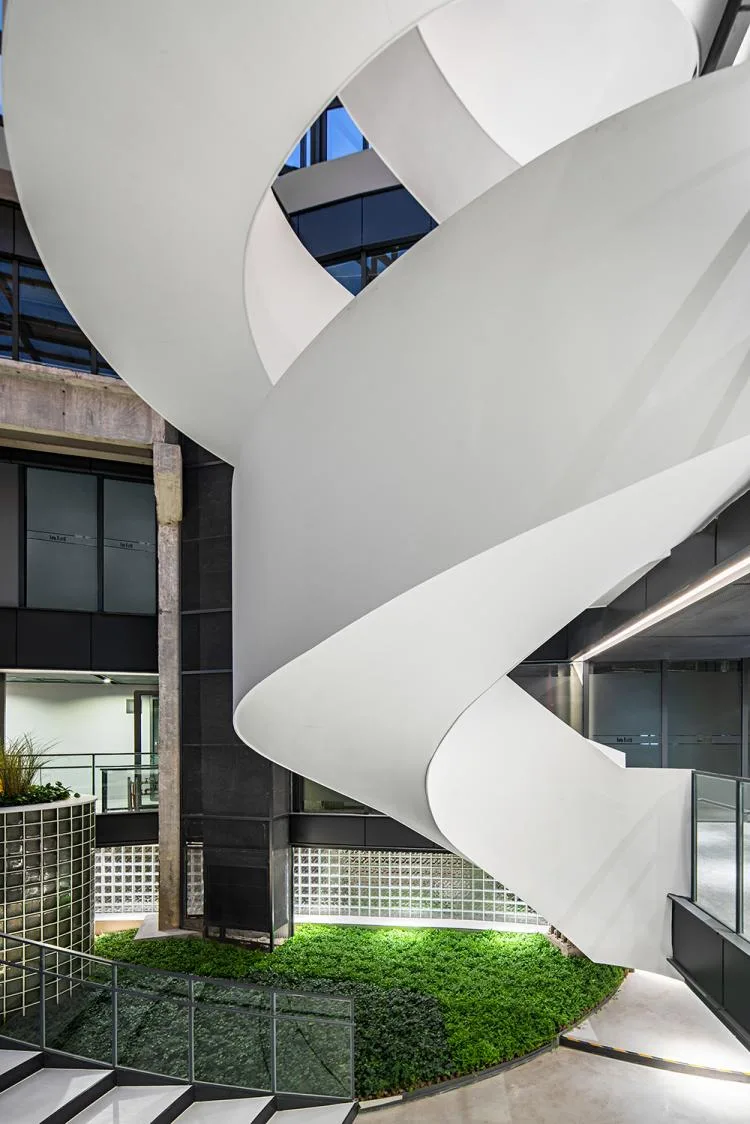 BIM Architecture | Old Factory Turning into New Garden - Zhongguancun Digital Innovation Industry Base/QUCESS Stone Cleaning Design