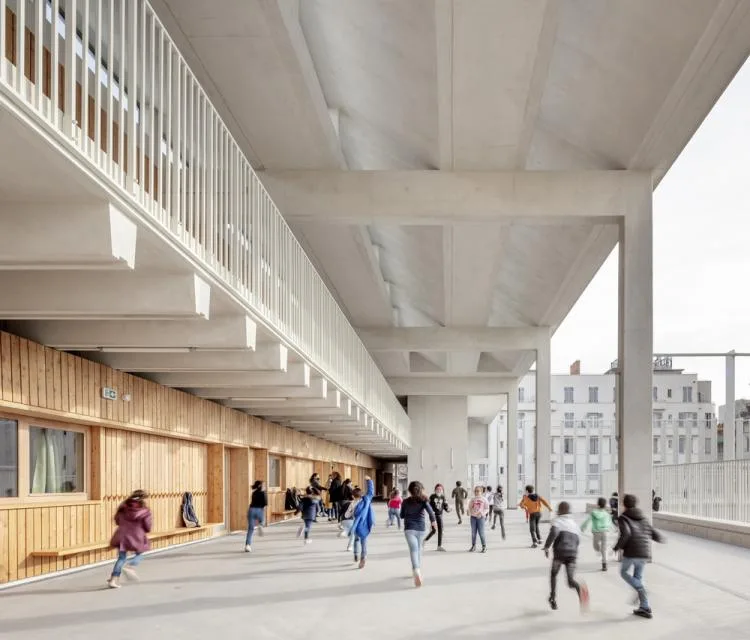 BIM Architecture | Antoine de Ruffi, Marseille Mineral Primary School, with a sculptural exterior that hides warmth and comfort beneath