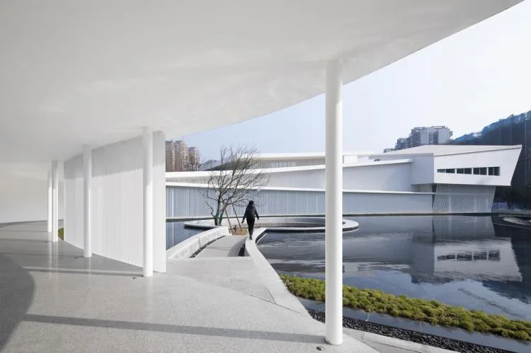 BIM Architecture | Su Po Art Gallery/Small Hidden Architecture - Corridor Bridge Imagery, a Picture of Light and Shadow