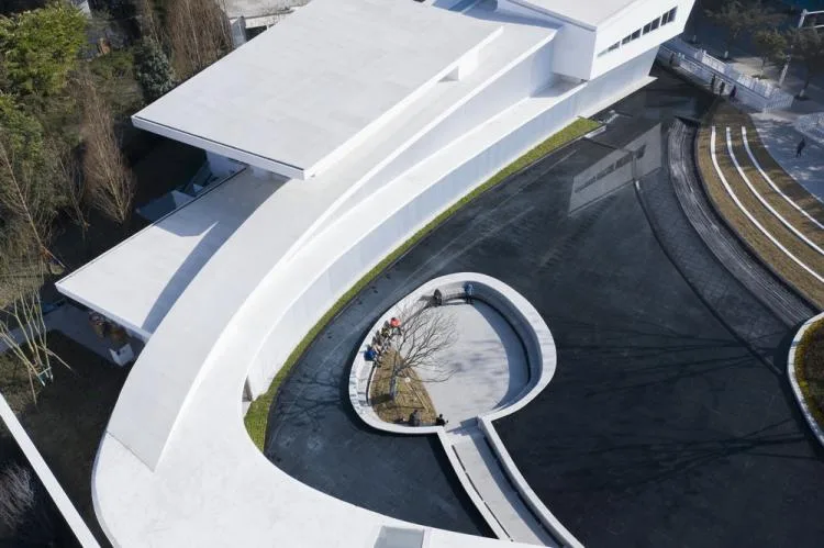 BIM Architecture | Su Po Art Gallery/Small Hidden Architecture - Corridor Bridge Imagery, a Picture of Light and Shadow