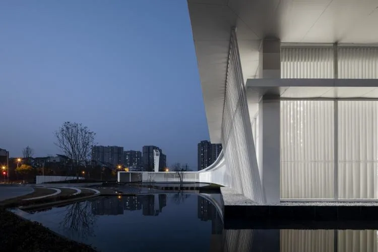 BIM Architecture | Su Po Art Gallery/Small Hidden Architecture - Corridor Bridge Imagery, a Picture of Light and Shadow