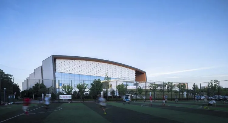 BIM Architecture | Huqiu Mountain, North of New City: Jinchang New City Sports Center/Zhongheng Design Group