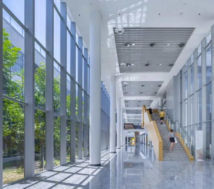 BIM Architecture | Huqiu Mountain, North of New City: Jinchang New City Sports Center/Zhongheng Design Group