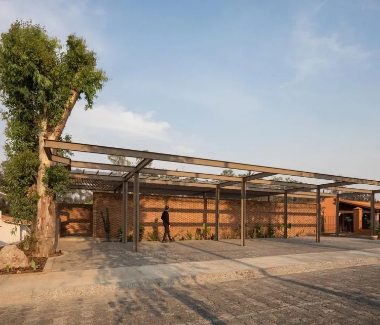 BIM Architecture | Sunshine, Wind, Plants and Houses UC House/Taller de Arquitectura y Diseño, Mexico