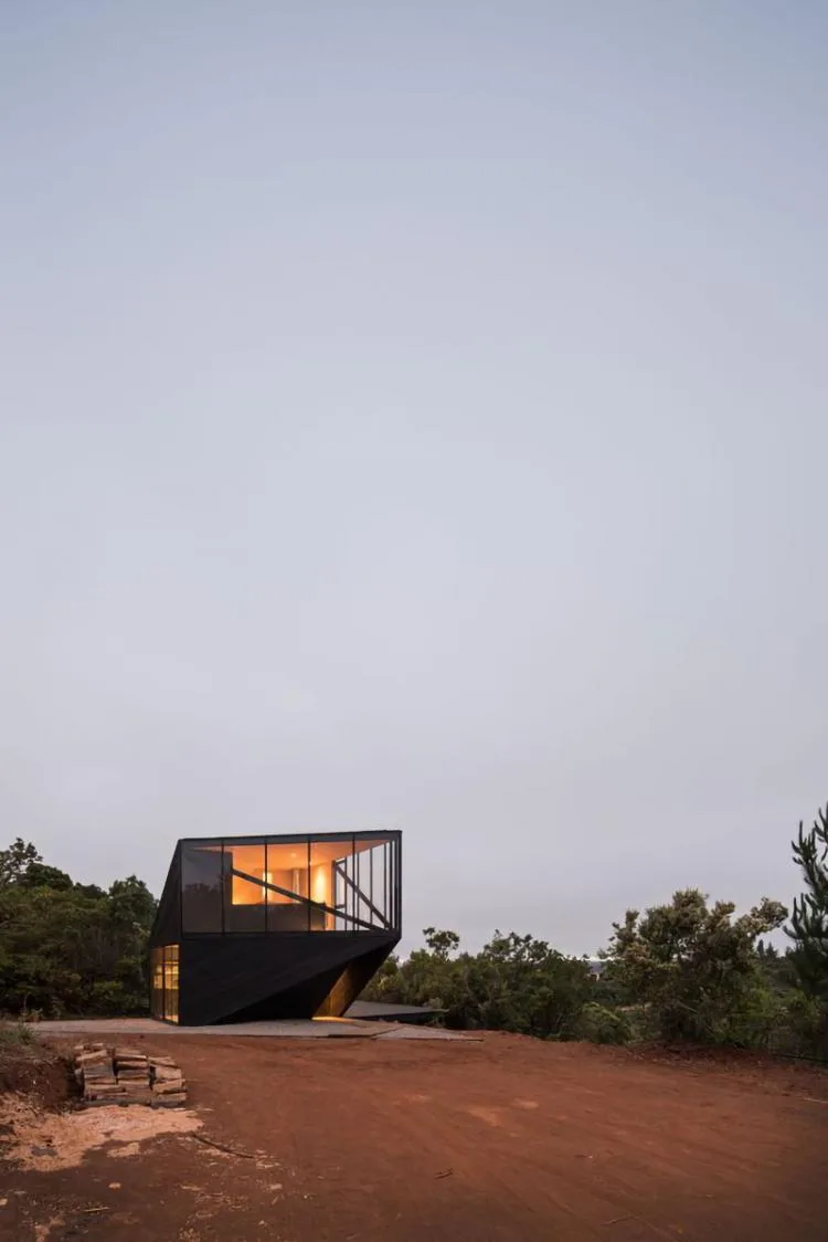 BIM Architecture | Prebarco Residence in Chile, Floating Ship by the Sea/2DM