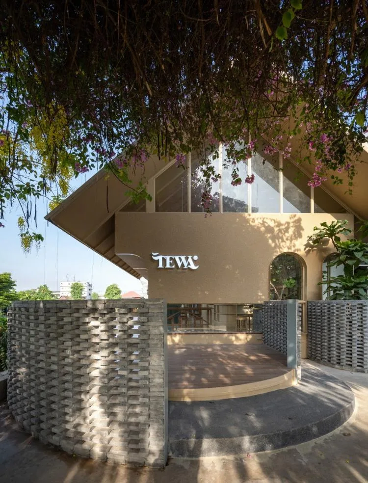 BIM Architecture | Ayutthayeva Cafe/BodinChapa Architects