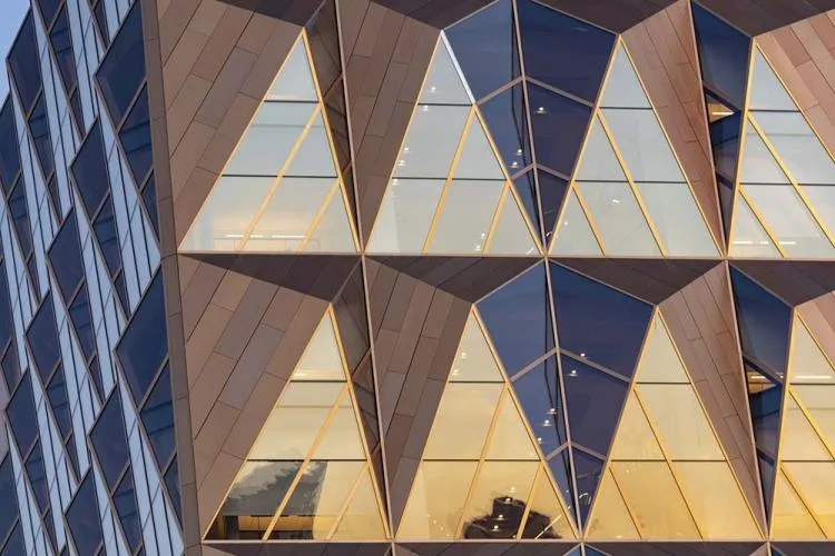 BIM Architecture | RCC Headquarters in Yekaterinburg, Russia: Innovative Modular Space | Foster Partners