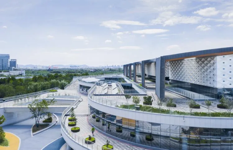 BIM Architecture | Huqiu Mountain, North of New City: Jinchang New City Sports Center/Zhongheng Design Group