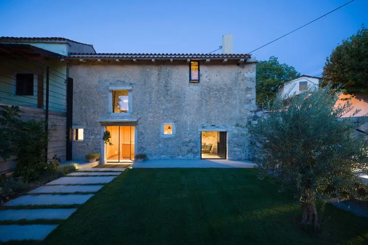 BIM architecture | Karst residential buildings, the rebirth of abandoned barns