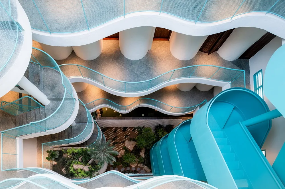 BIM Architecture | If the building is a wave: Le Bouton Hotel/D1 Architectural Studio