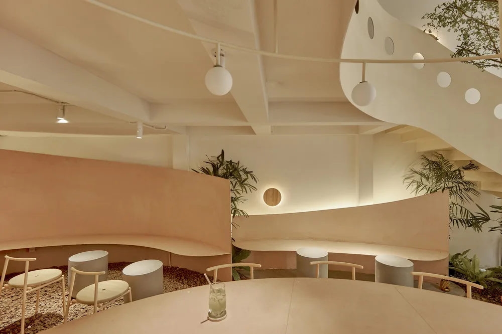BIM Architecture | Vietnam Bird's Nest Cafe/Red5 studio+Ben Decor