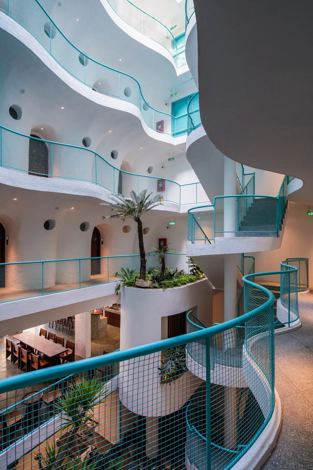BIM Architecture | If the building is a wave: Le Bouton Hotel/D1 Architectural Studio