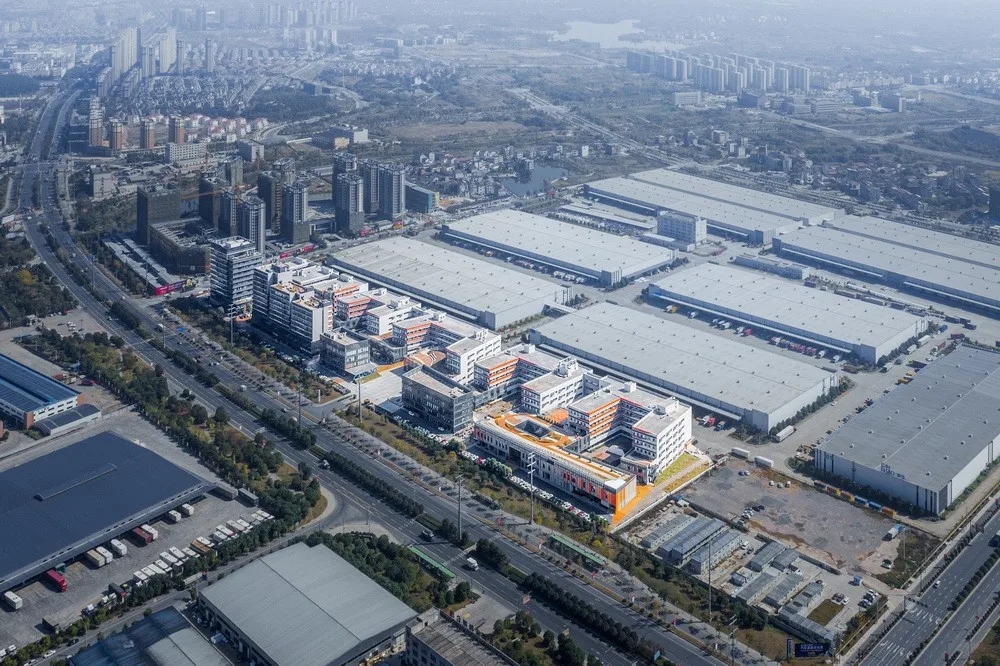 BIM Architecture | China's First Professional E-commerce Industrial Park: Cainiao Jinyi E-commerce Industrial Park/Zhubo Design · Beijing Company