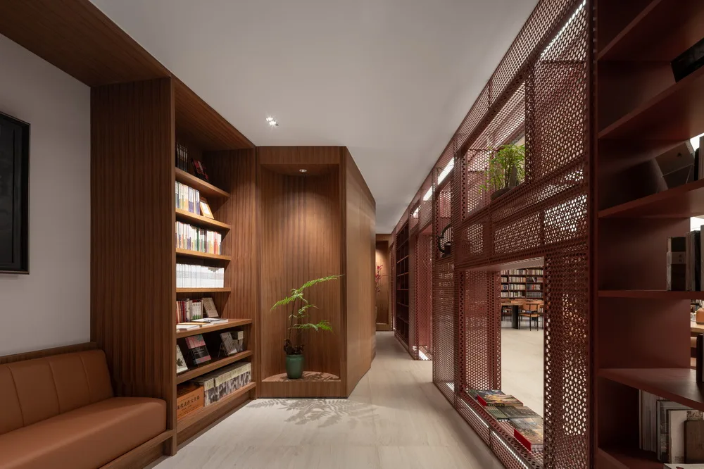 BIM Architecture | Hiding Dayou Mountain and Xiaoyou Mountain in the Red Street of Januville/Utopia Lab · Yu Ting