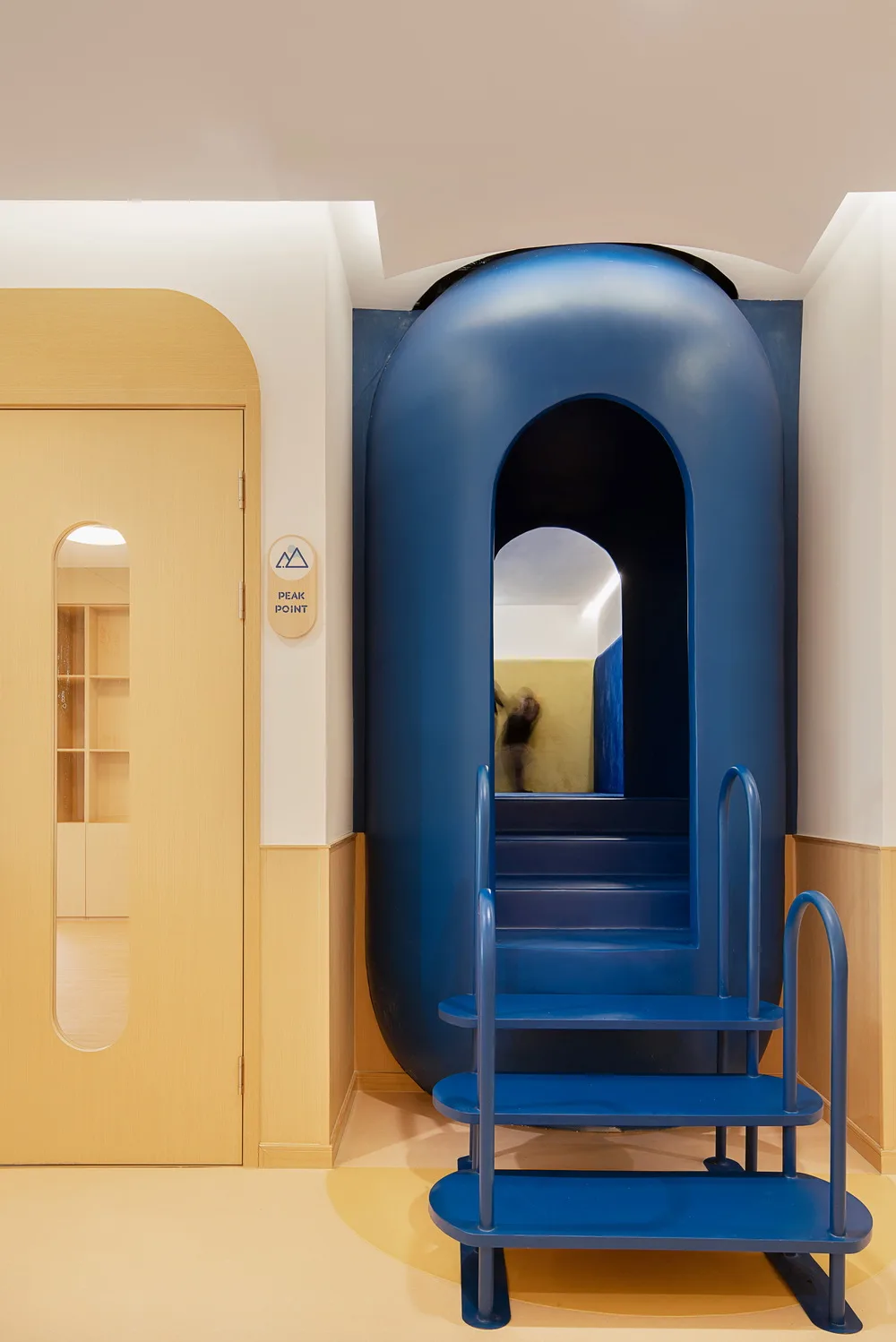 BIM Architecture | A Well Tempered Kindergarten Space: Moy Education Center/TOPOS DESIGN