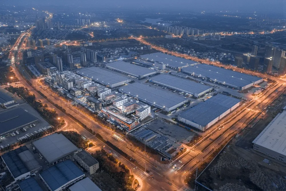 BIM Architecture | China's First Professional E-commerce Industrial Park: Cainiao Jinyi E-commerce Industrial Park/Zhubo Design · Beijing Company