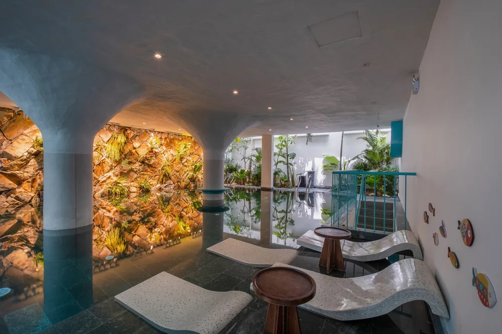 BIM Architecture | If the building is a wave: Le Bouton Hotel/D1 Architectural Studio