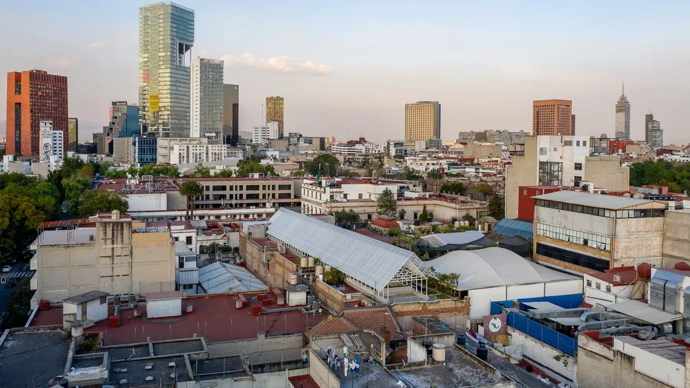 BIM Architecture | New Ideas for Building Protection - Adding a Roof to Old Structures/PRODUCORA Firm