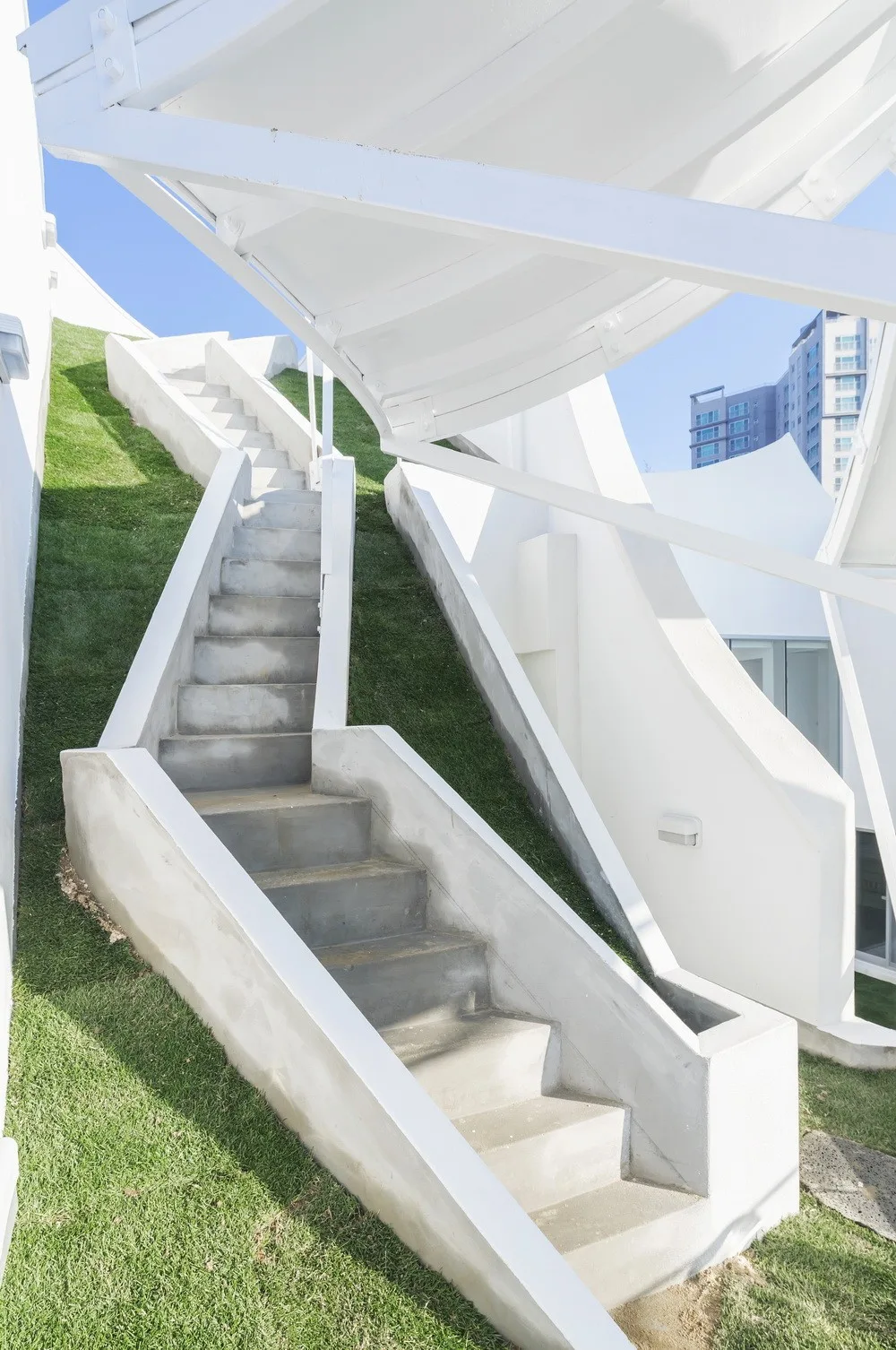 BIM Architecture | Up! Incheon Flying Home/IROJE KHM Architects