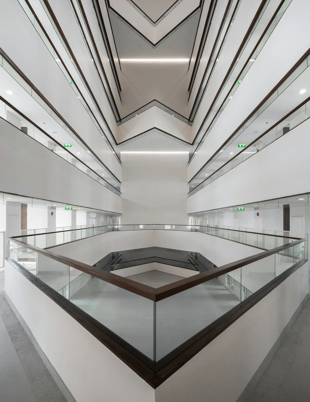 BIM Architecture | White Angel's Skyscraper Courtyard Dormitory Building/Plan Architect