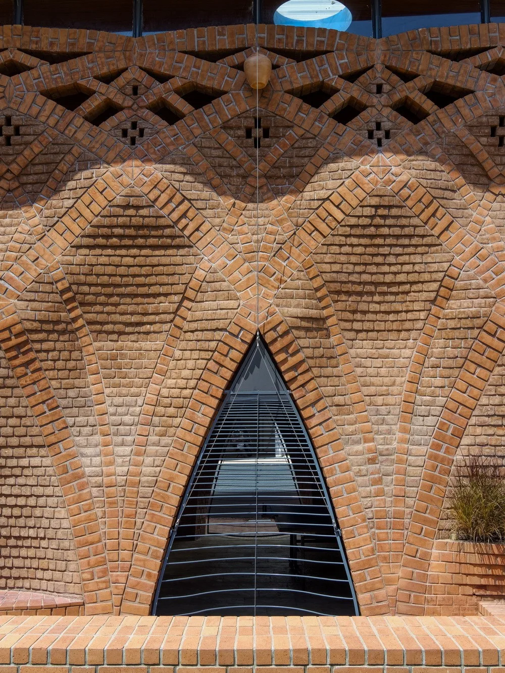 BIM Architecture | Red Oasis in Reinforced Cement/PMA Madhushhala