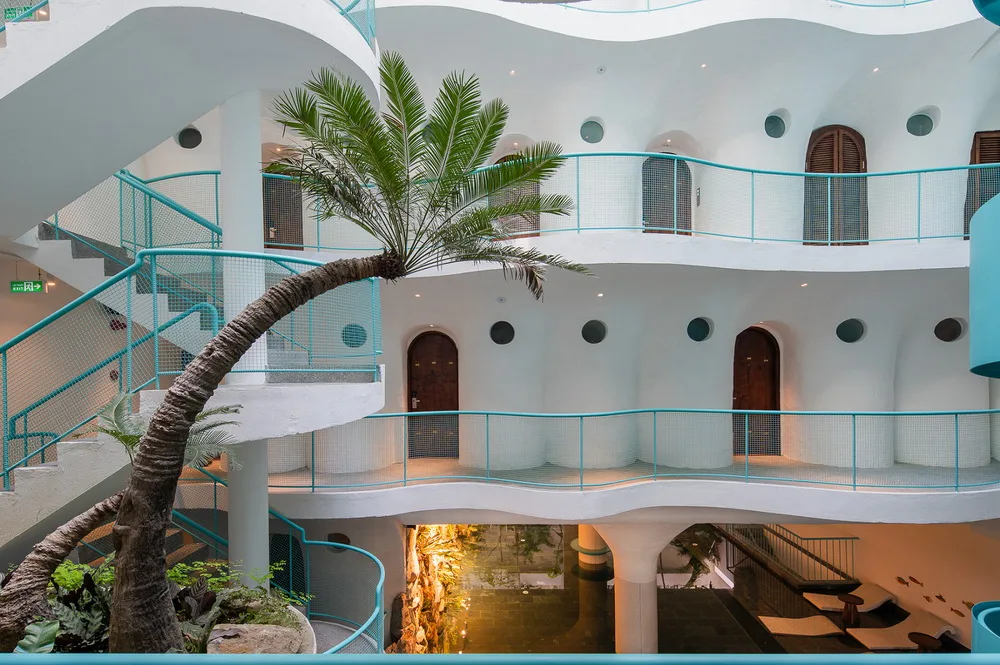 BIM Architecture | If the building is a wave: Le Bouton Hotel/D1 Architectural Studio