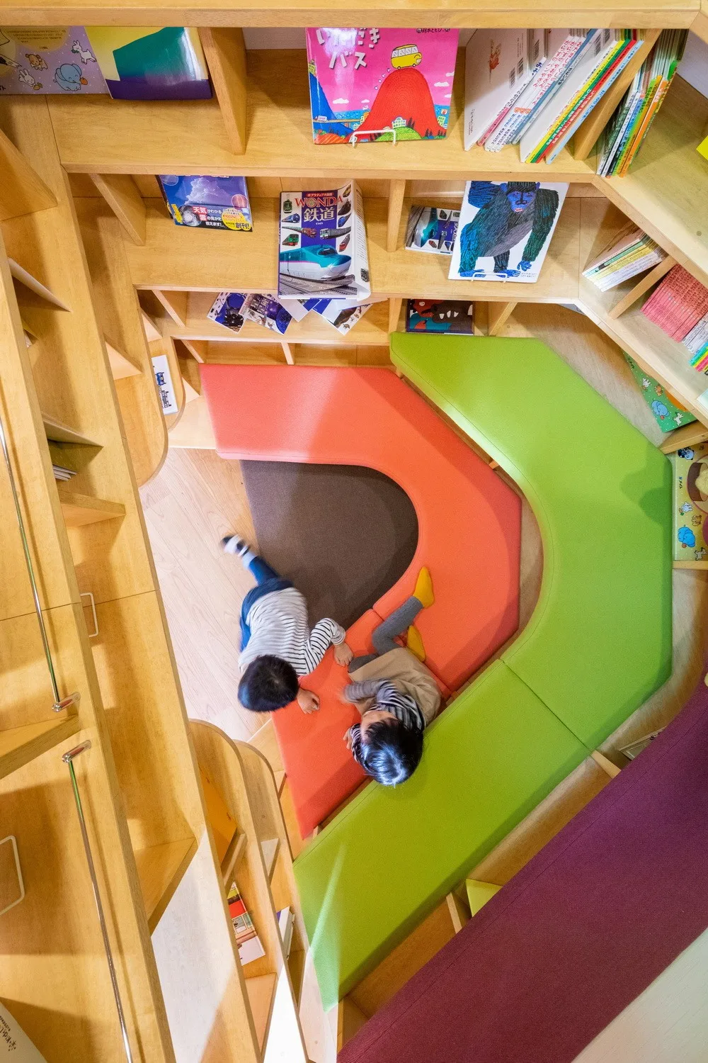 BIM architecture | Walk, crawl, bounce and jump! /teamLab Architects