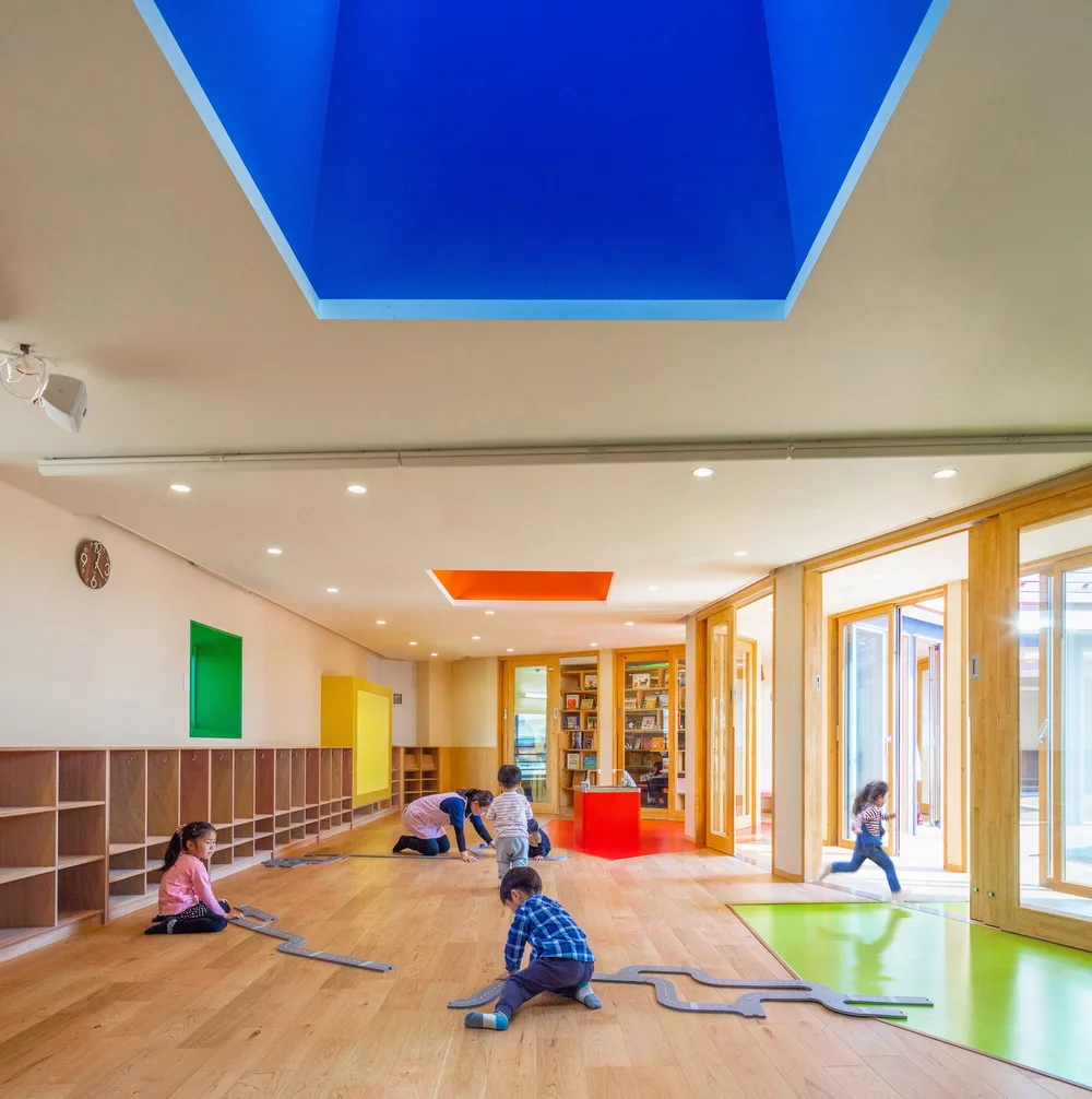 BIM architecture | Walk, crawl, bounce and jump! /teamLab Architects
