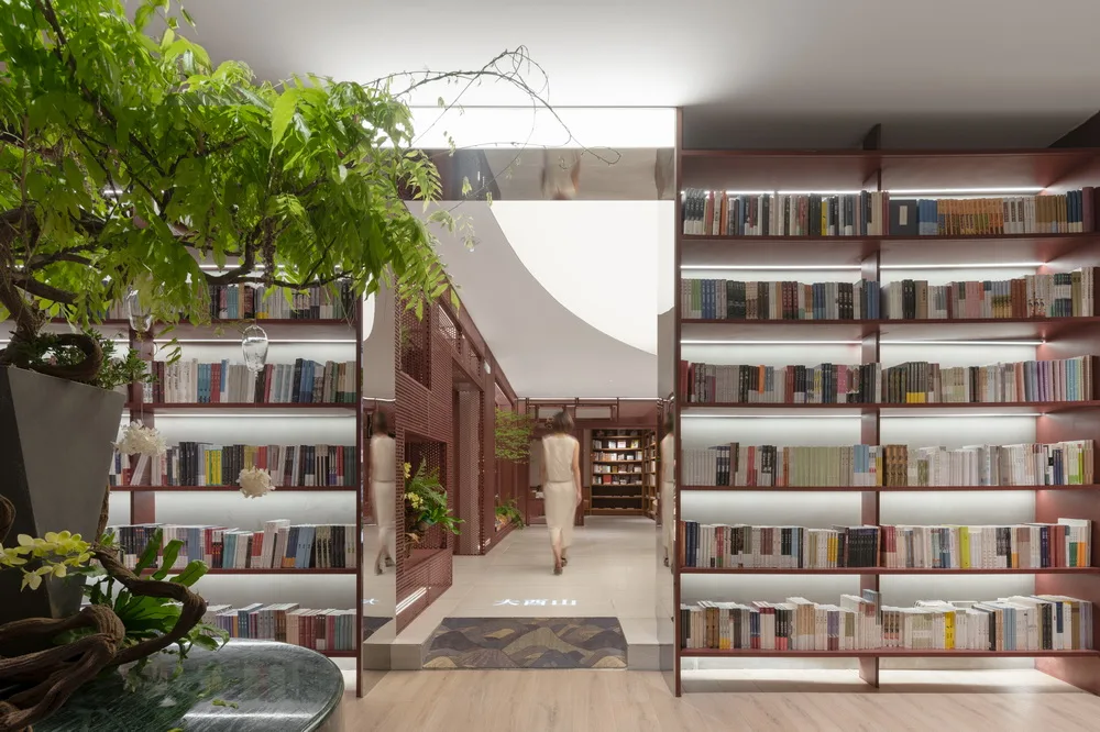 BIM Architecture | Hiding Dayou Mountain and Xiaoyou Mountain in the Red Street of Januville/Utopia Lab · Yu Ting
