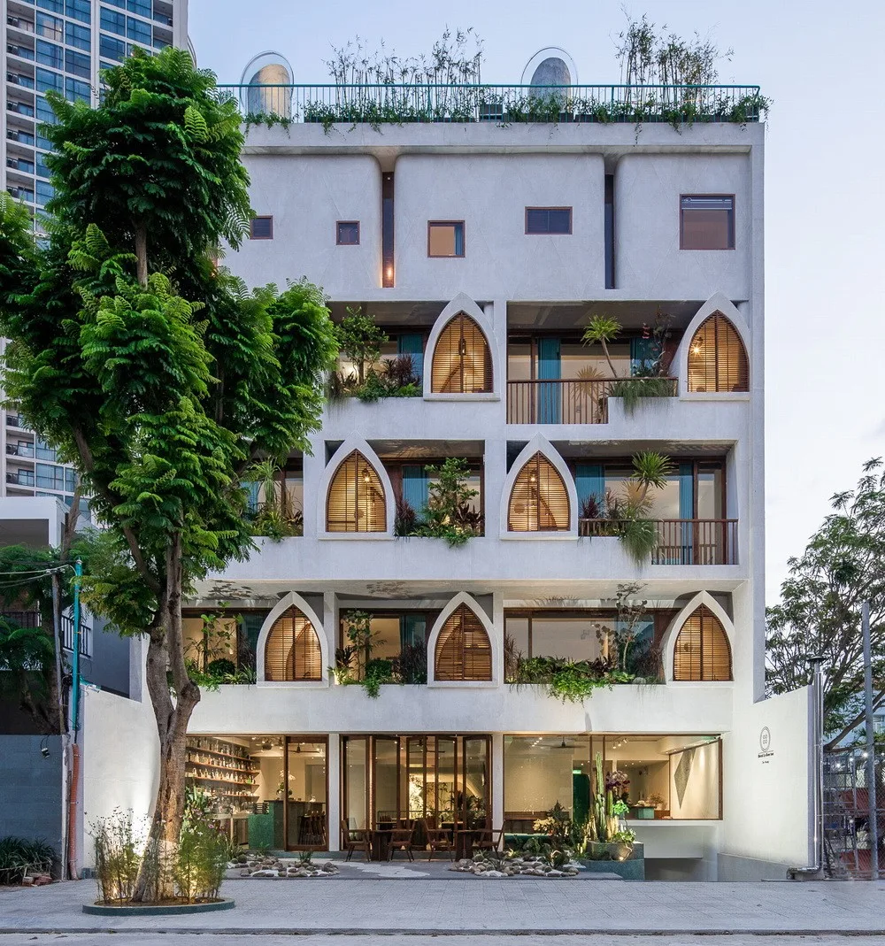 BIM Architecture | If the building is a wave: Le Bouton Hotel/D1 Architectural Studio