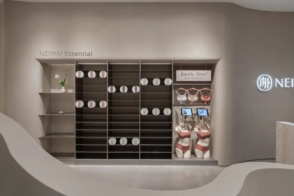 BIM Architecture | Interior Design Expressing the Beauty of Women: NEIWAI Flagship Store/Studiolite (SLT)
