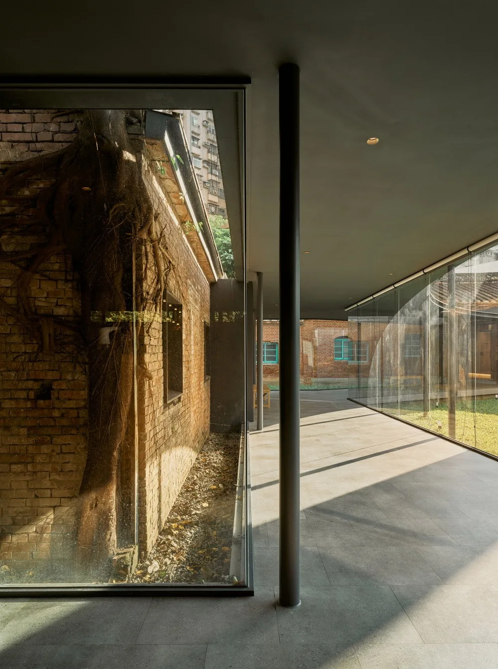 BIM Architecture | Reconstruction of Triad Courtyard/CYS.ASDO