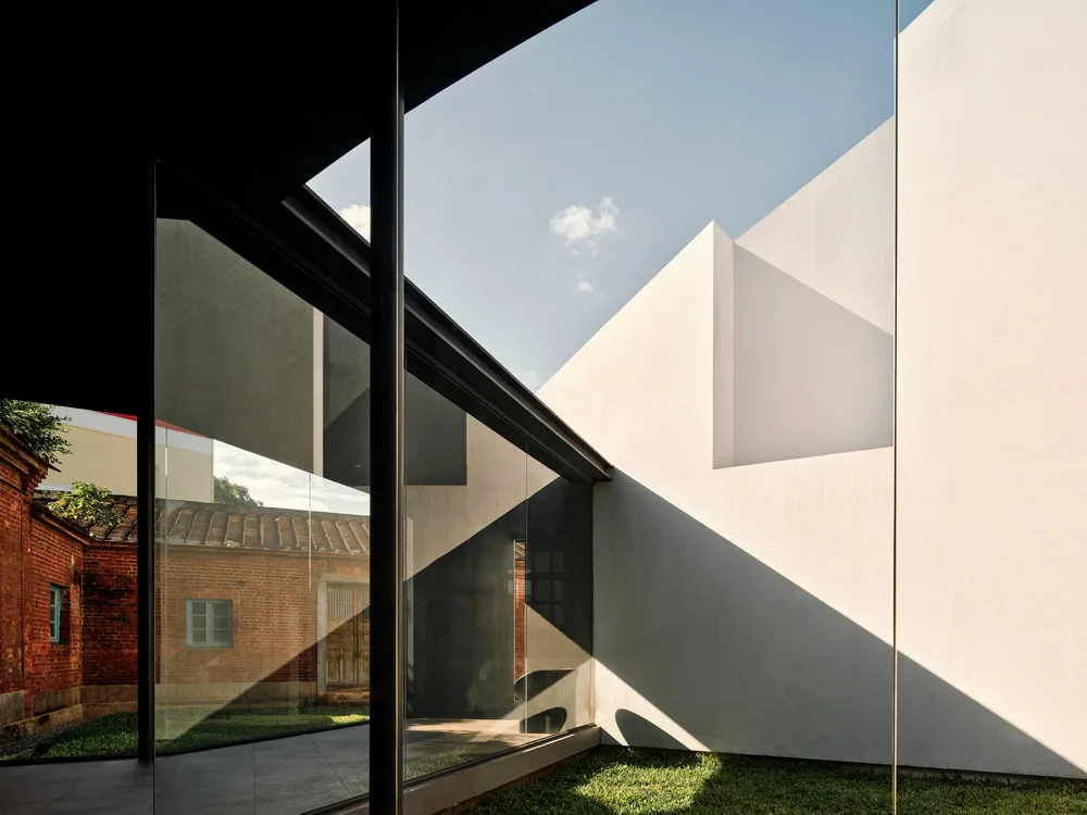BIM Architecture | Reconstruction of Triad Courtyard/CYS.ASDO