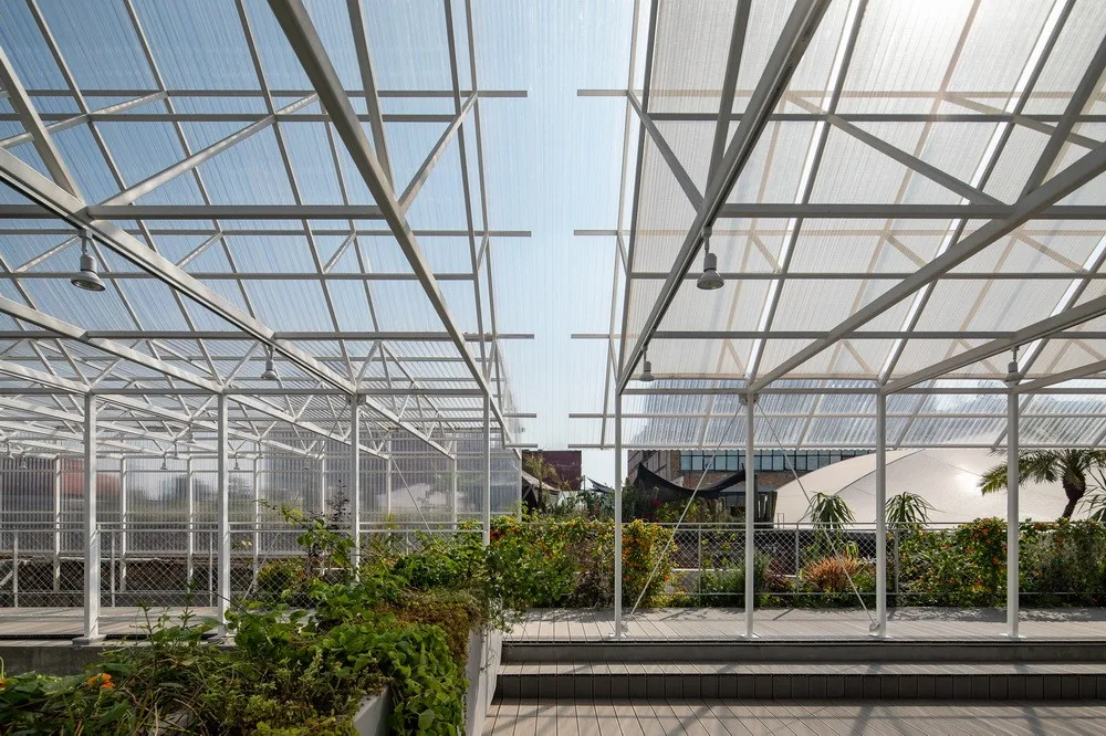BIM Architecture | New Ideas for Building Protection - Adding a Roof to Old Structures/PRODUCORA Firm